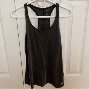 GapFit Breathe Workout Tank Top